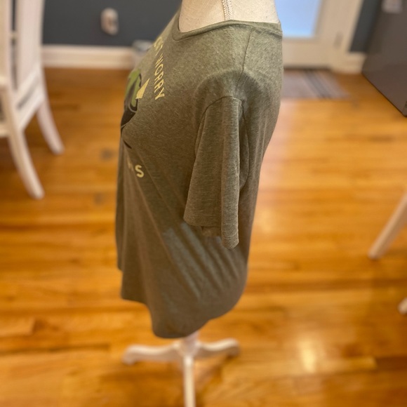 💜 5 for $25 or 3 for $18 Old Navy guacamole tee - Picture 2 of 7